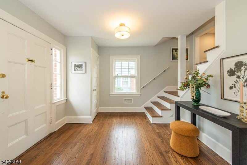 30 Wellesley Rd - Photo 5 of 30