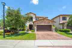 5113 Nw 52nd St #NA - Photo 1 of 1
