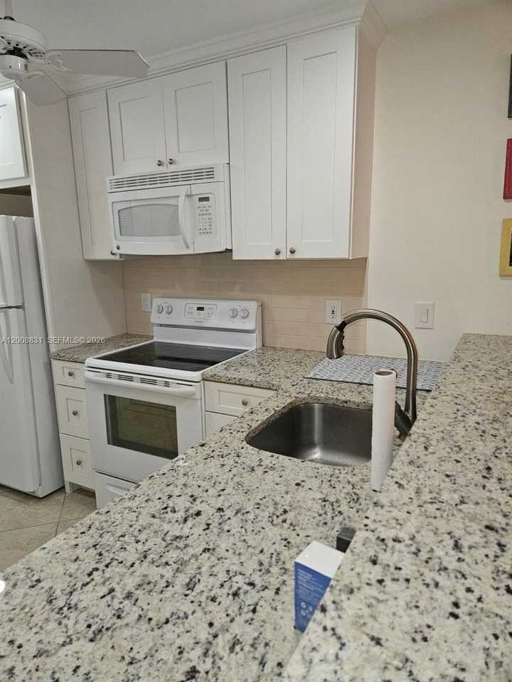 1335 Mainsail Dr #1315 - Photo 6 of 33