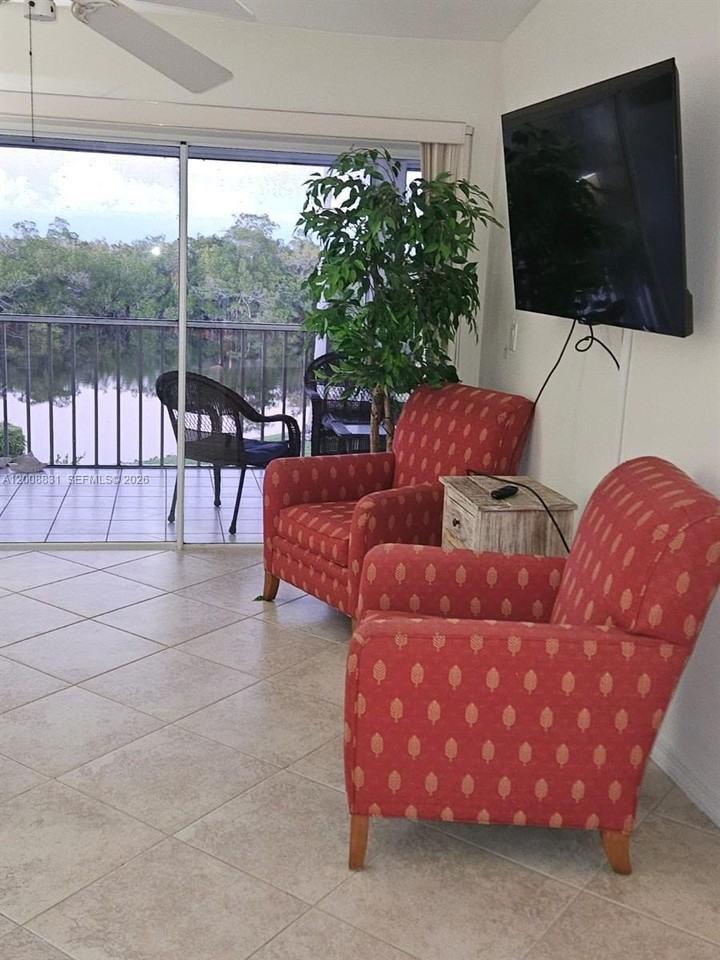 1335 Mainsail Dr #1315 - Photo 7 of 33