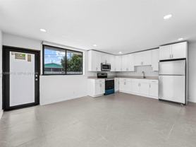 1368 W 29th St #2 - Photo 1 of 1