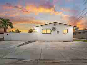 1370 W 29th St #B - Photo 1 of 1