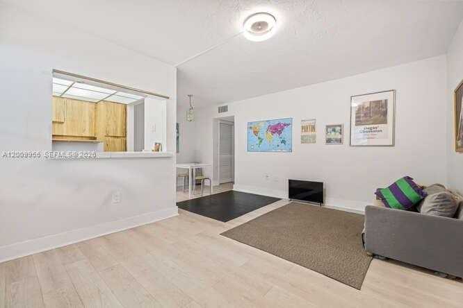 9140 Collins Ave #C - Photo 2 of 14