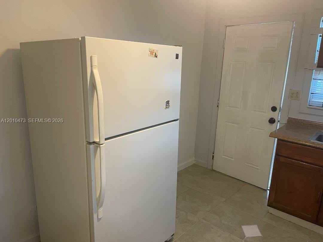 931 Nw 179th Ter #0 - Photo 7 of 8