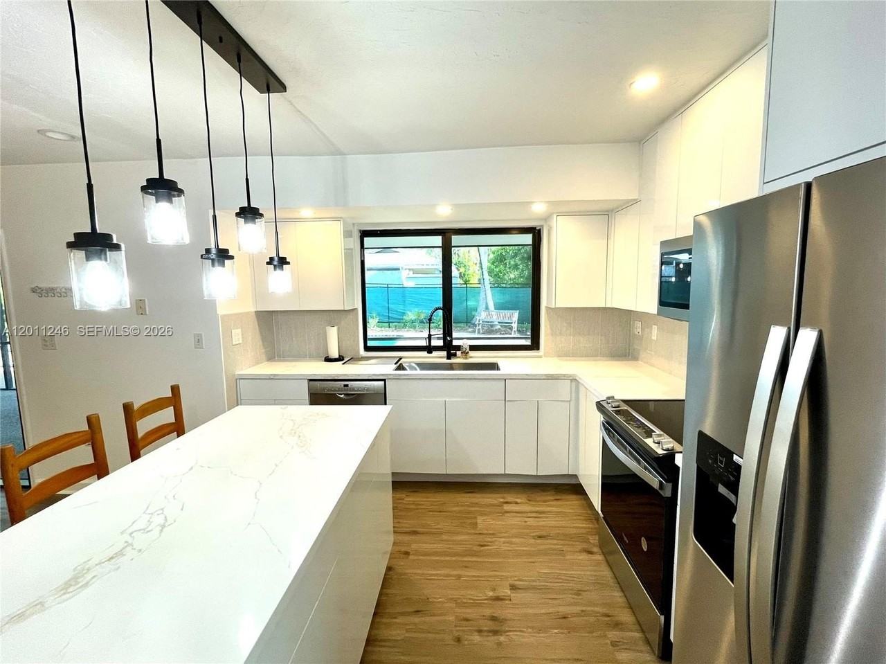 7804 Sw 179th Ter - Photo 6 of 21
