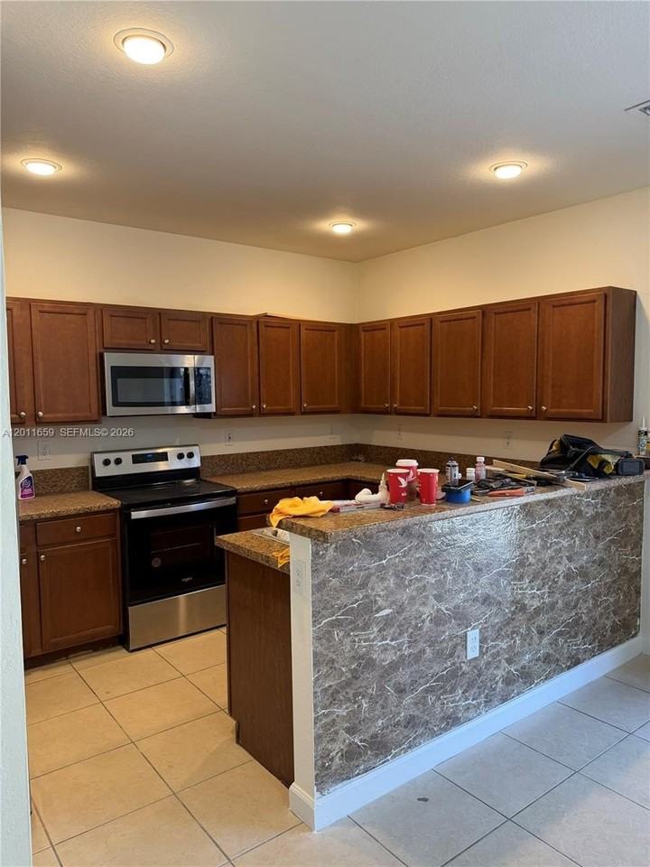 15071 Sw 116th St #15071 - Photo 4 of 22