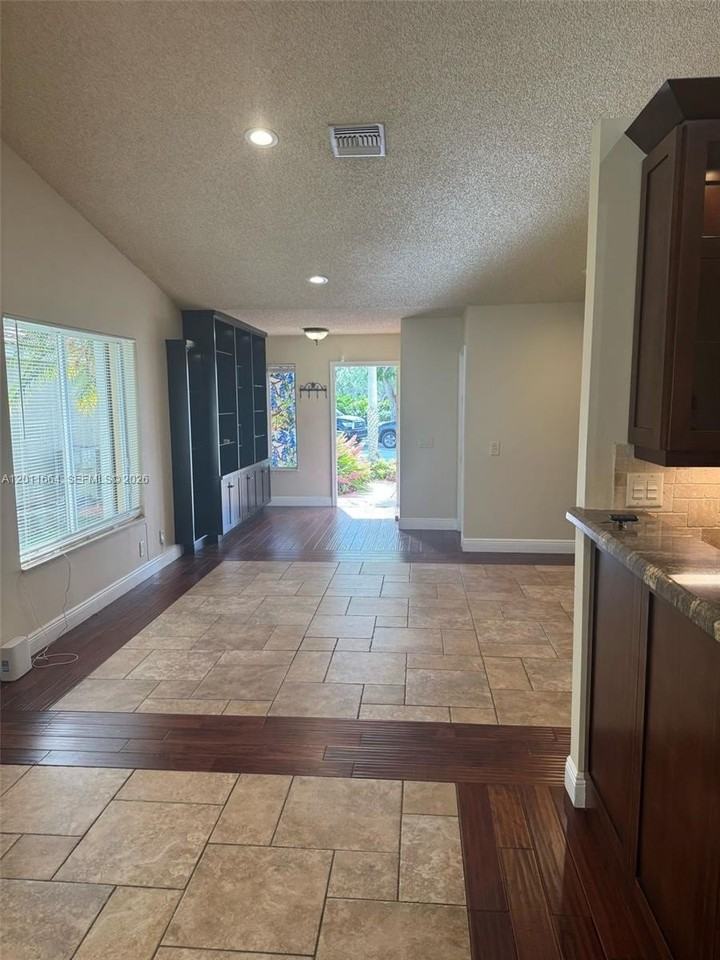 1258 Sabal Trl #1258 - Photo 2 of 21