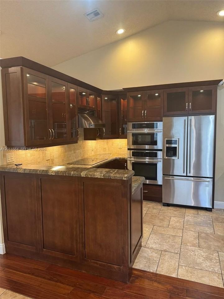 1258 Sabal Trl #1258 - Photo 5 of 21