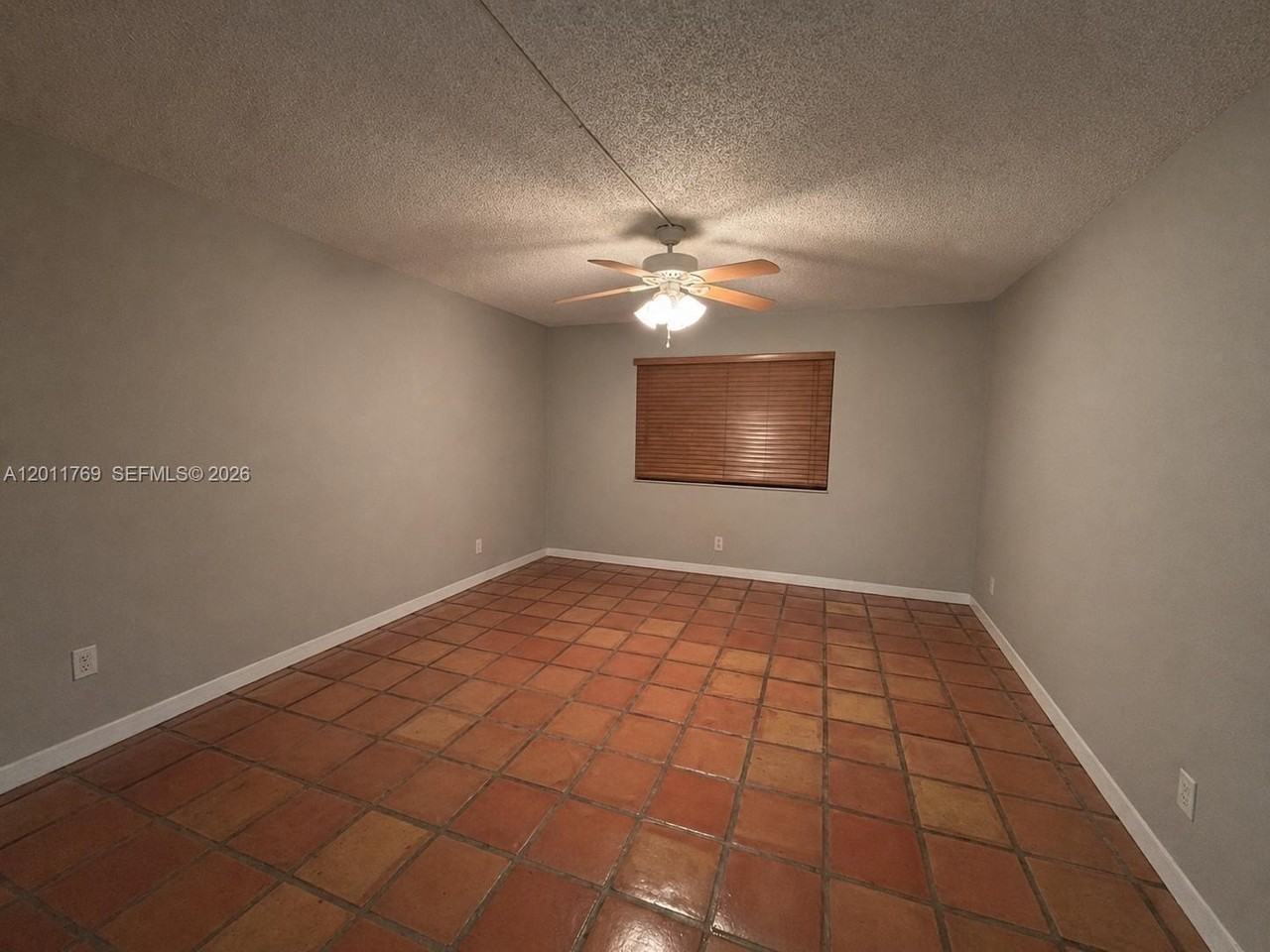 286 Racquet Club Rd #204 - Photo 7 of 11