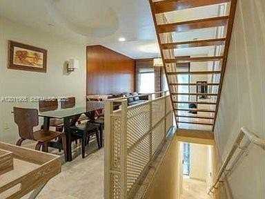 208 Washington Ave #11 - Photo 4 of 16