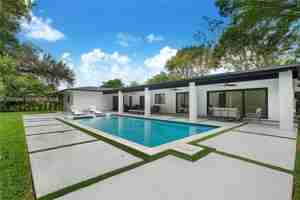 featured image of 17203 Sw 78th Pl #17203