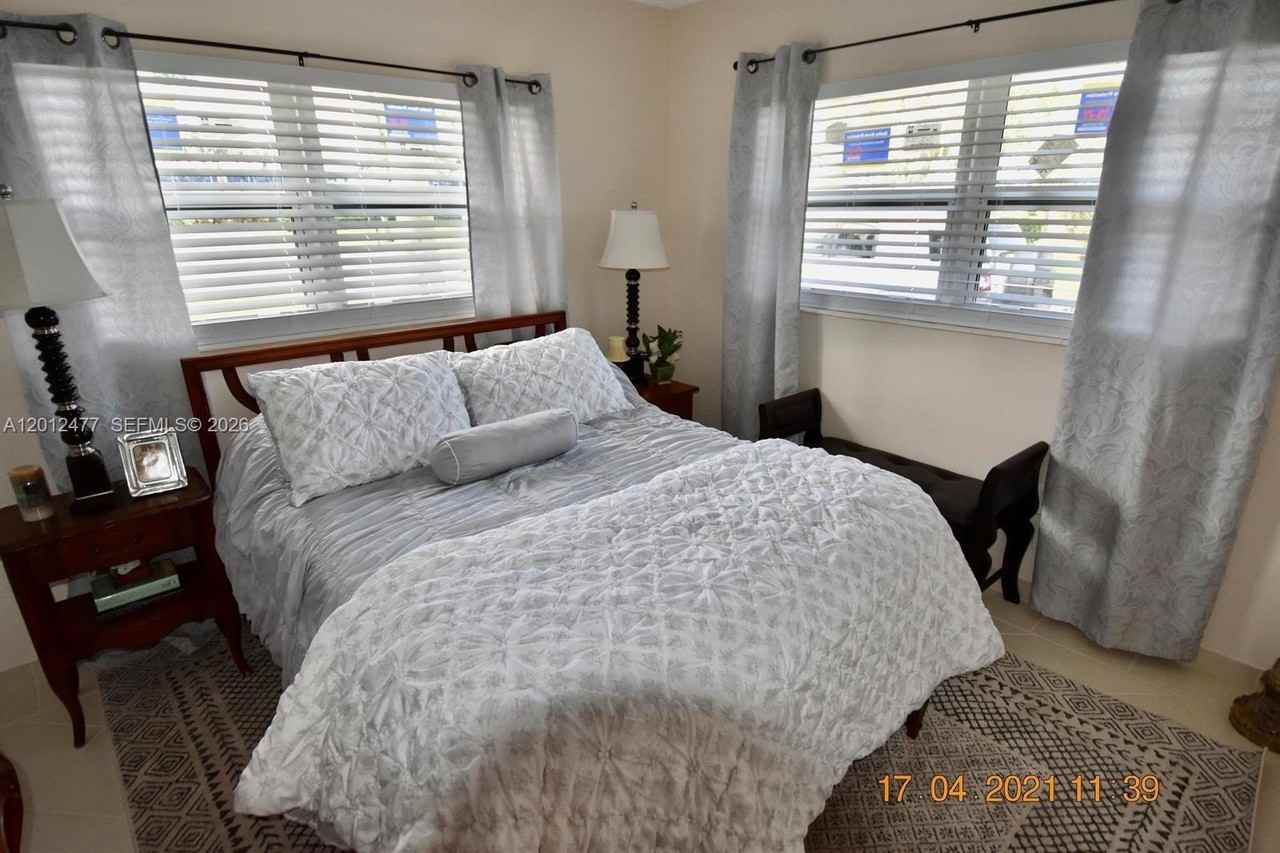 2515 Emory Dr W #A - Photo 6 of 29