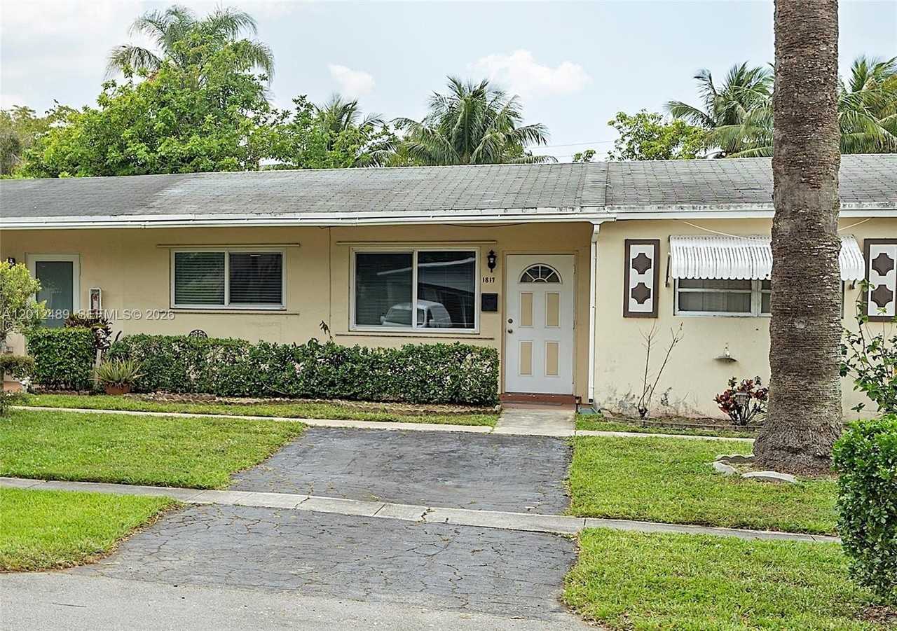 1817 Nw 60th Ave #G - Photo 4 of 30