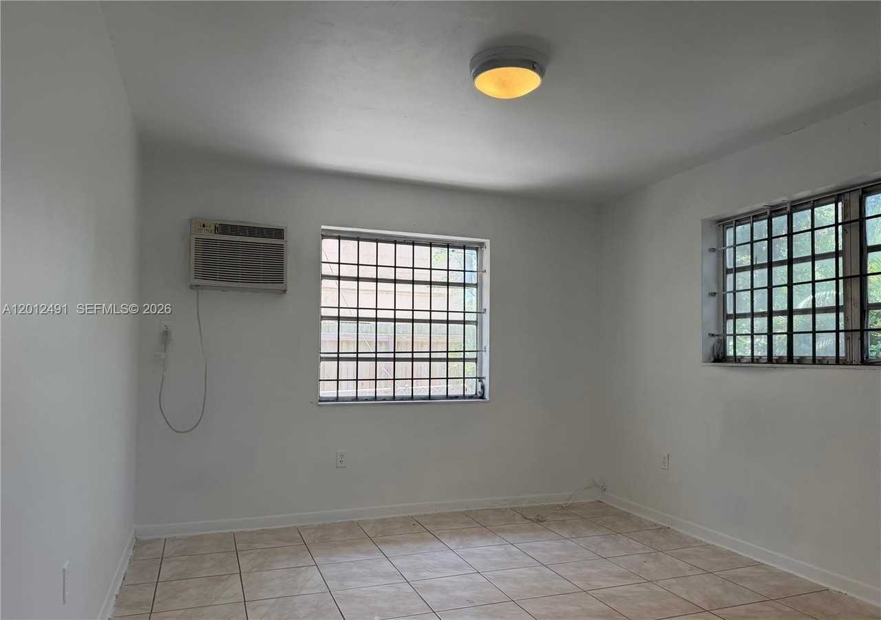 1820 Nw 19th Ave #1822 - Photo 5 of 12