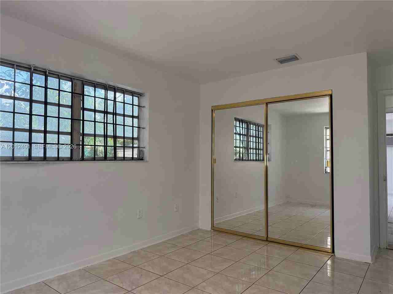 1820 Nw 19th Ave #1822 - Photo 6 of 12