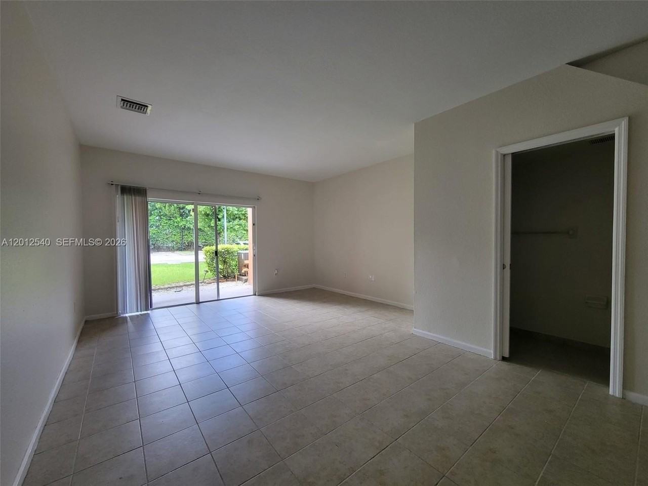 17339 Nw 7th Ave #504 - Photo 2 of 42