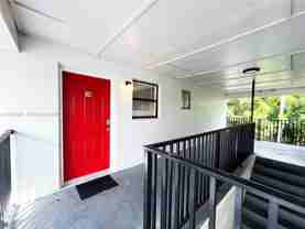 1610 N 25th St #10 - Photo 1 of 1