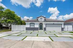 featured image of 22560 Sw 103rd Ave