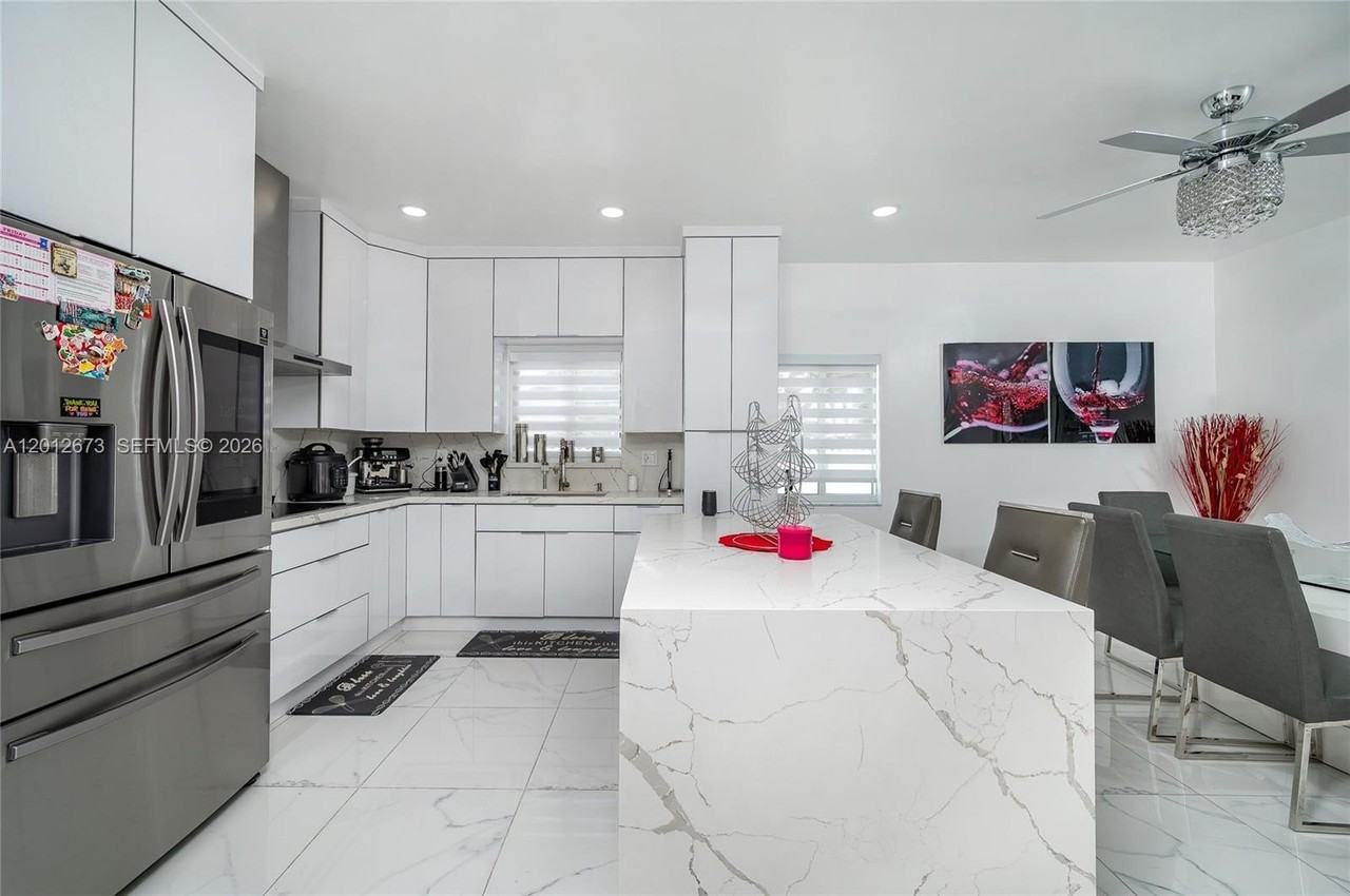 22560 Sw 103rd Ave - Photo 6 of 22