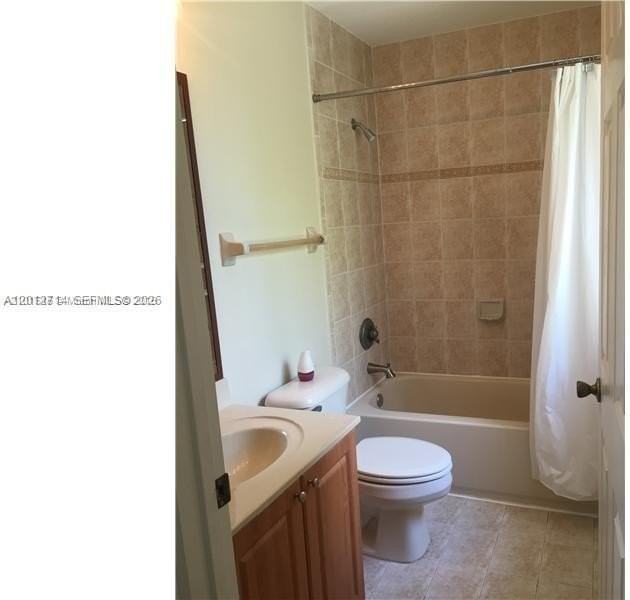 1442 Se 24th Ct #358 - Photo 3 of 4
