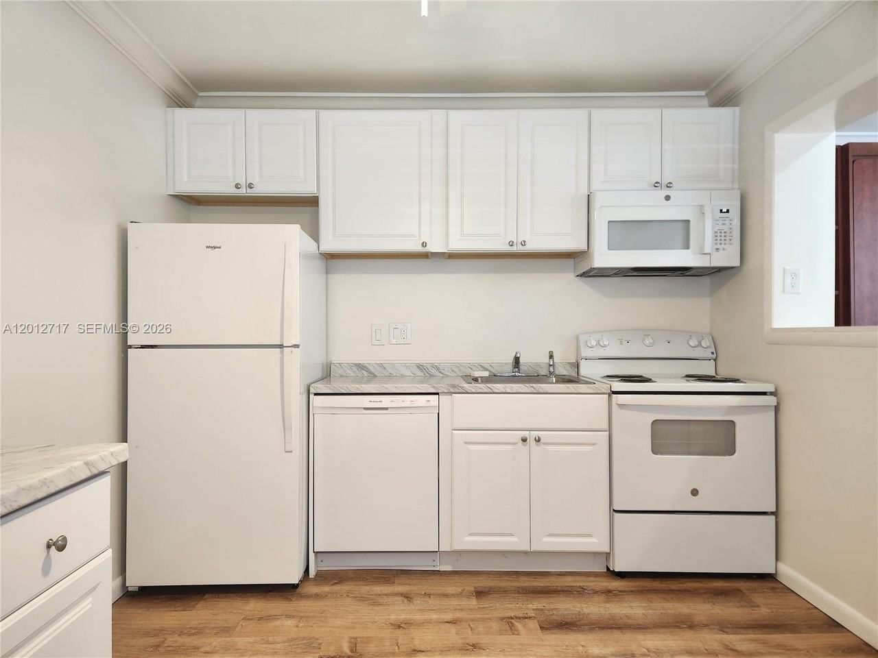 320 New York St #1W - Photo 4 of 11