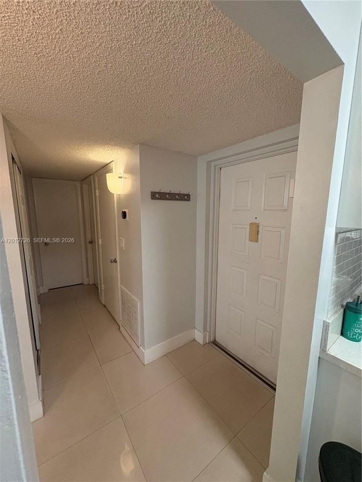 9531 Seagrape Dr #106 - Photo 2 of 20