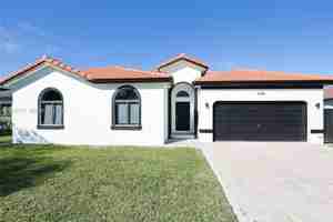 featured image of 17120 Sw 92nd Ct
