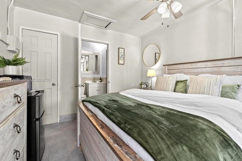 12101 Everglades St #1 - Photo 5 of 13