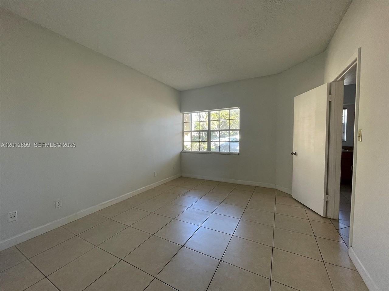 640 Cypress Club Way #F12 - Photo 5 of 17