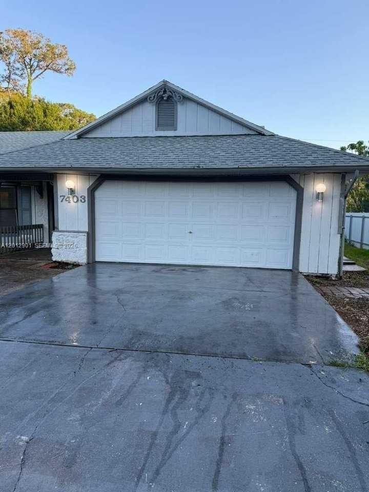 7403 Winter Garden Pkwy - Photo 2 of 27