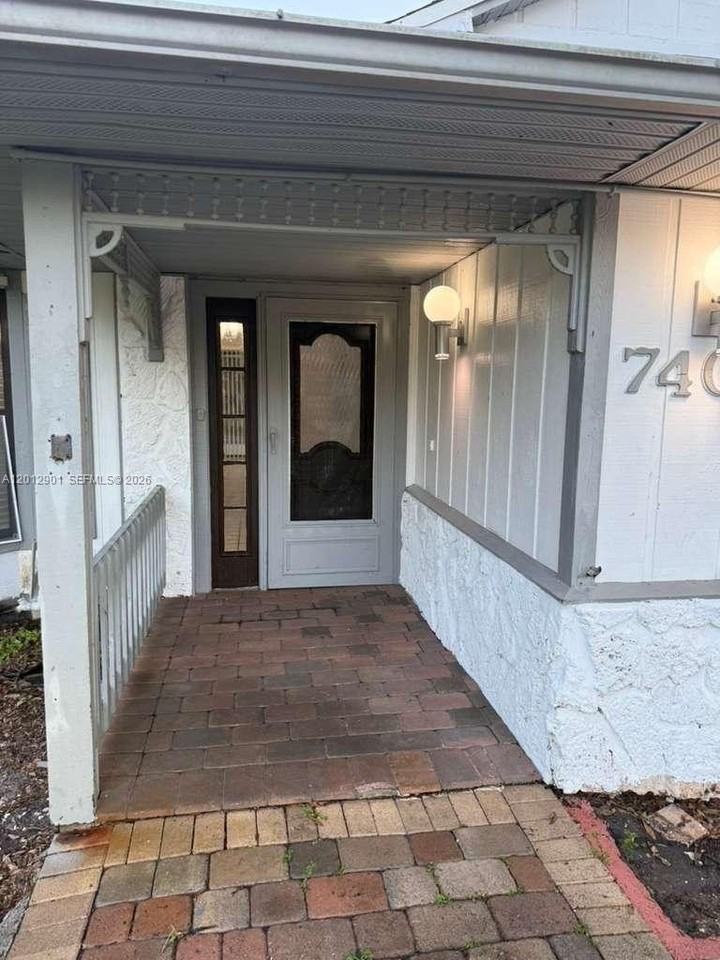 7403 Winter Garden Pkwy - Photo 3 of 27