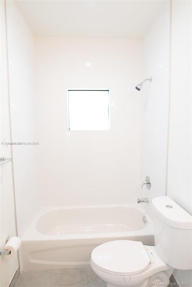 120 Ne 71st St #3 - Photo 6 of 15