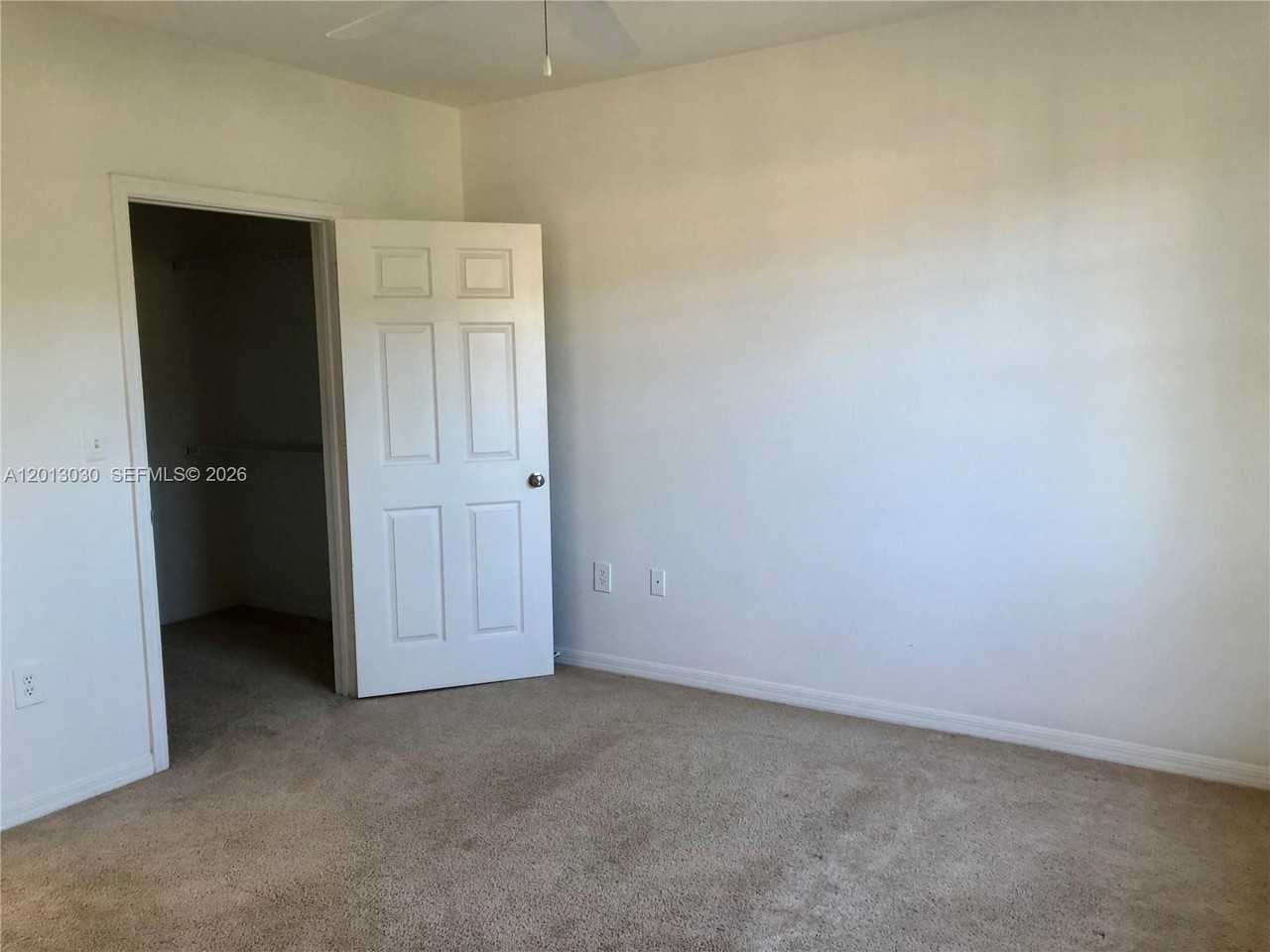6559 Emerald Dunes Dr #304 - Photo 7 of 23