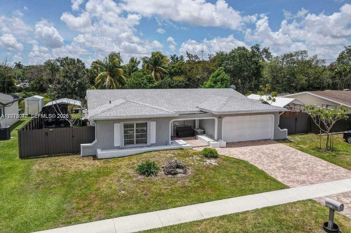 8830 Nw 3rd St - Photo 2 of 17
