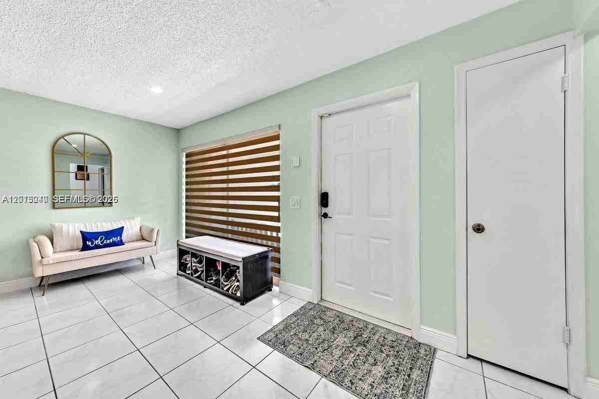 8830 Nw 3rd St - Photo 4 of 17