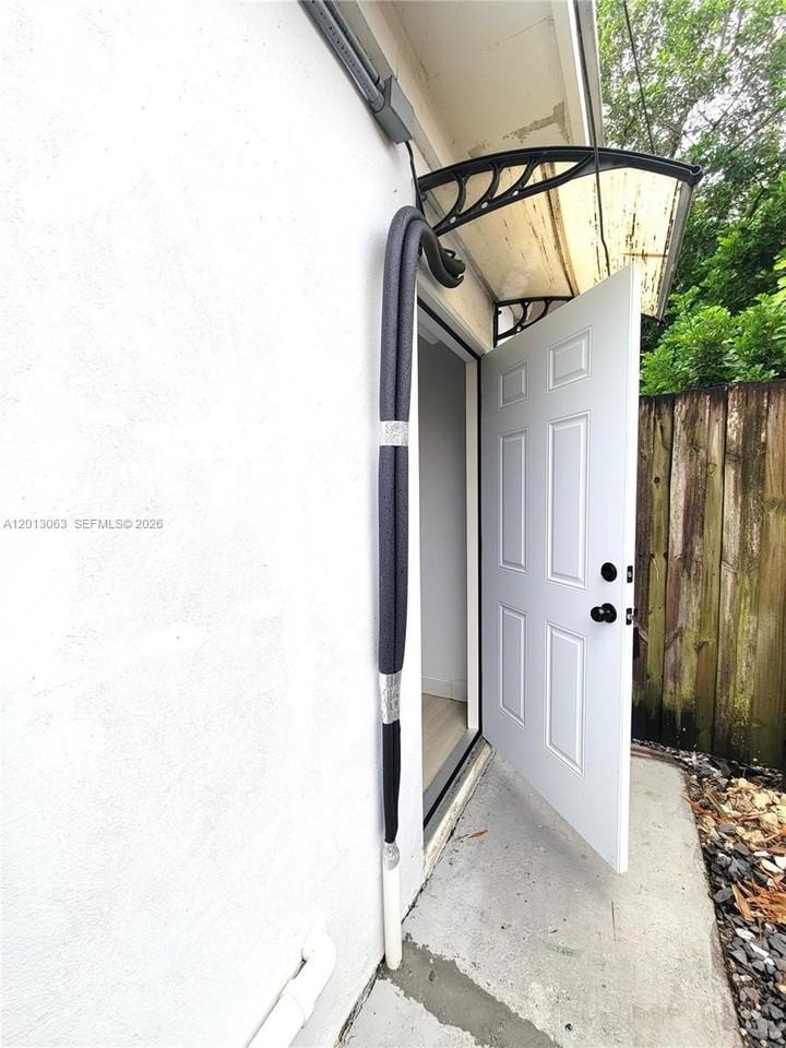 6730 Charleston St #B2 - Photo 4 of 13
