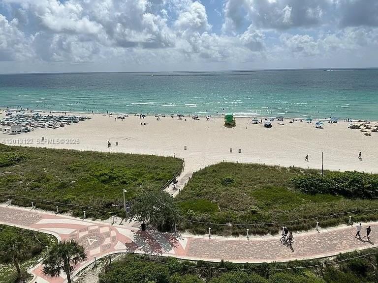 345 Ocean Dr #519