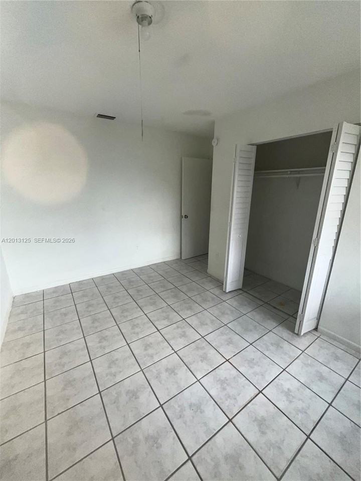 18182 Nw 41st Pl #0 - Photo 6 of 10