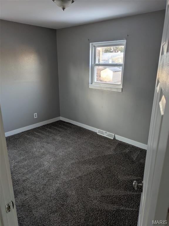 11009 Ivan Ave - Photo 6 of 10
