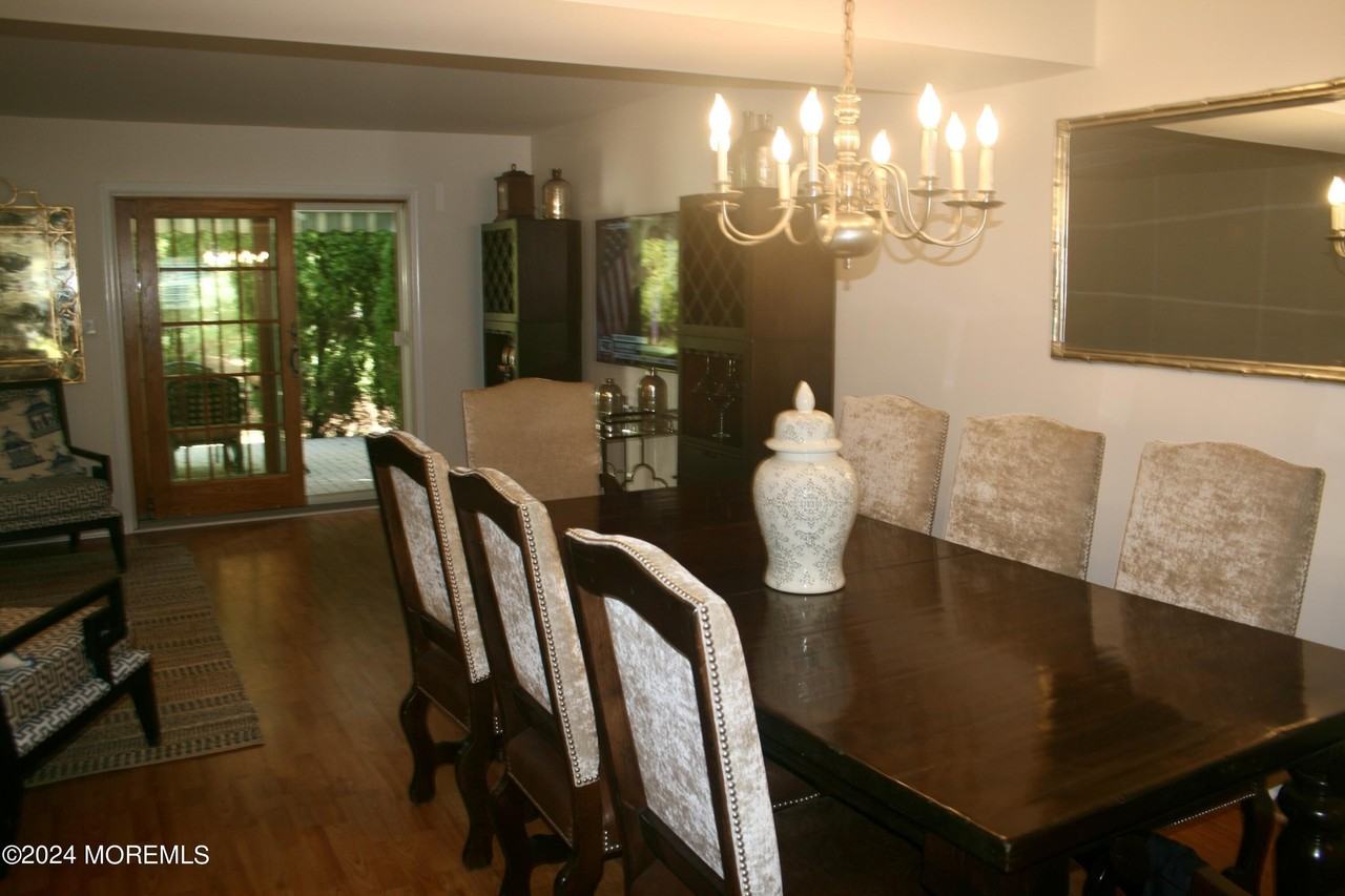 16 Apple Dr - Photo 4 of 27