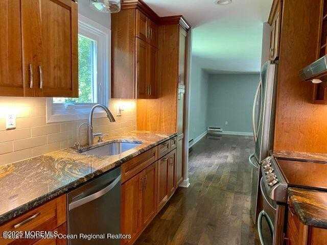 48 Western Reach - Photo 2 of 9