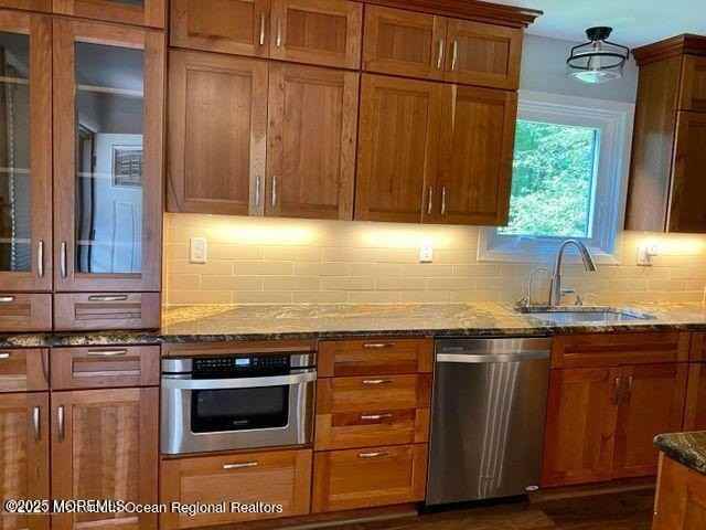 48 Western Reach - Photo 3 of 9