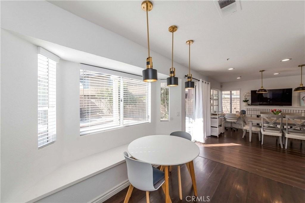 5621 Rostrata Ave - Photo 6 of 30
