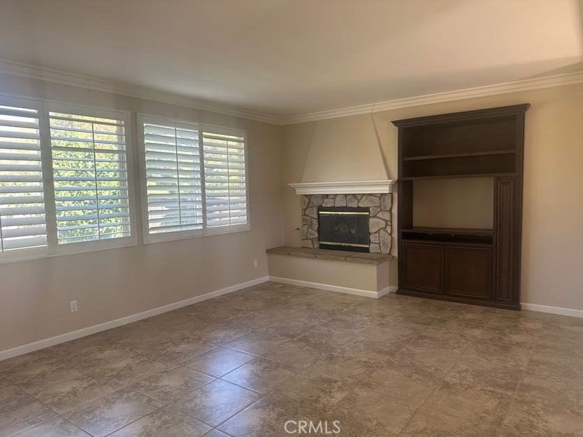 43644 Savona St - Photo 3 of 24