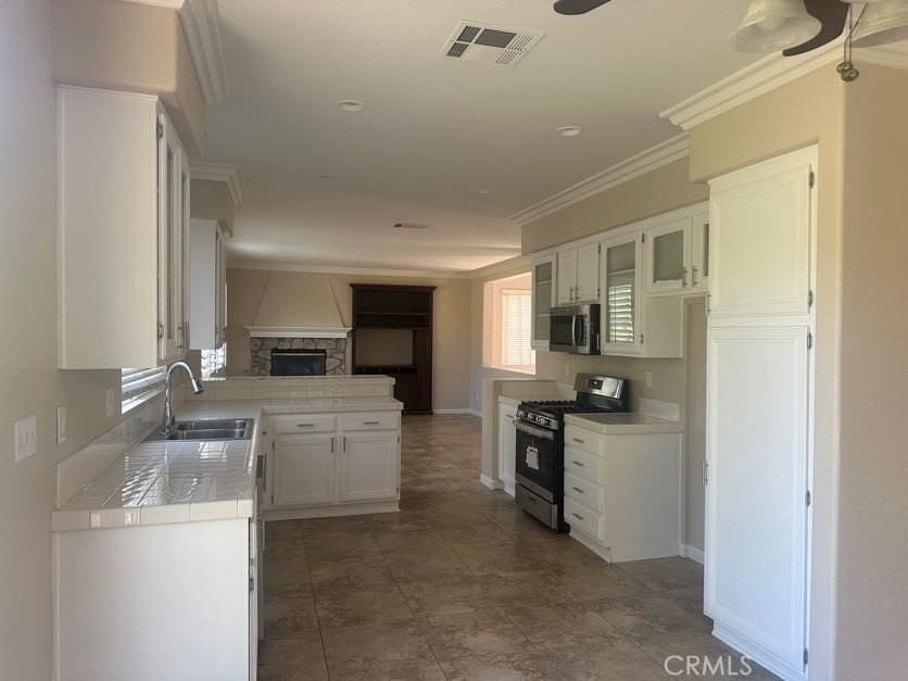43644 Savona St - Photo 5 of 24