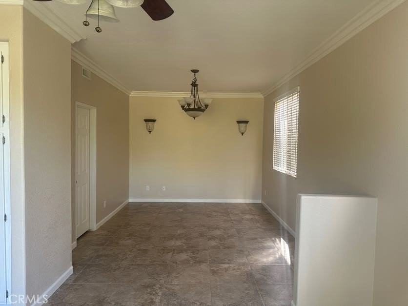43644 Savona St - Photo 7 of 24
