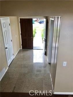 15031 Ashwood Ln - Photo 4 of 16