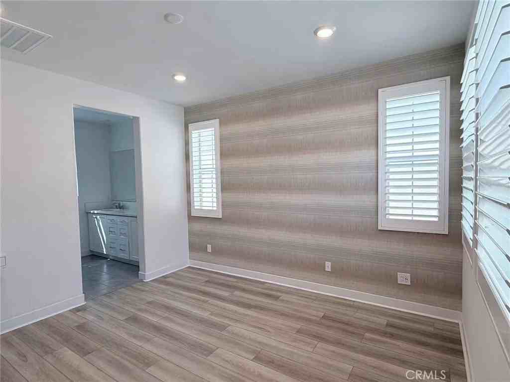 527 Embrook Way - Photo 5 of 12