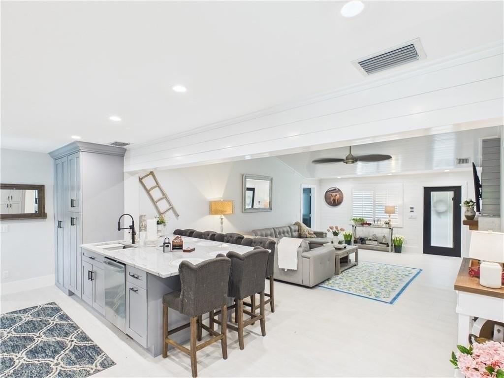 3650 Sunset Blvd - Photo 3 of 37
