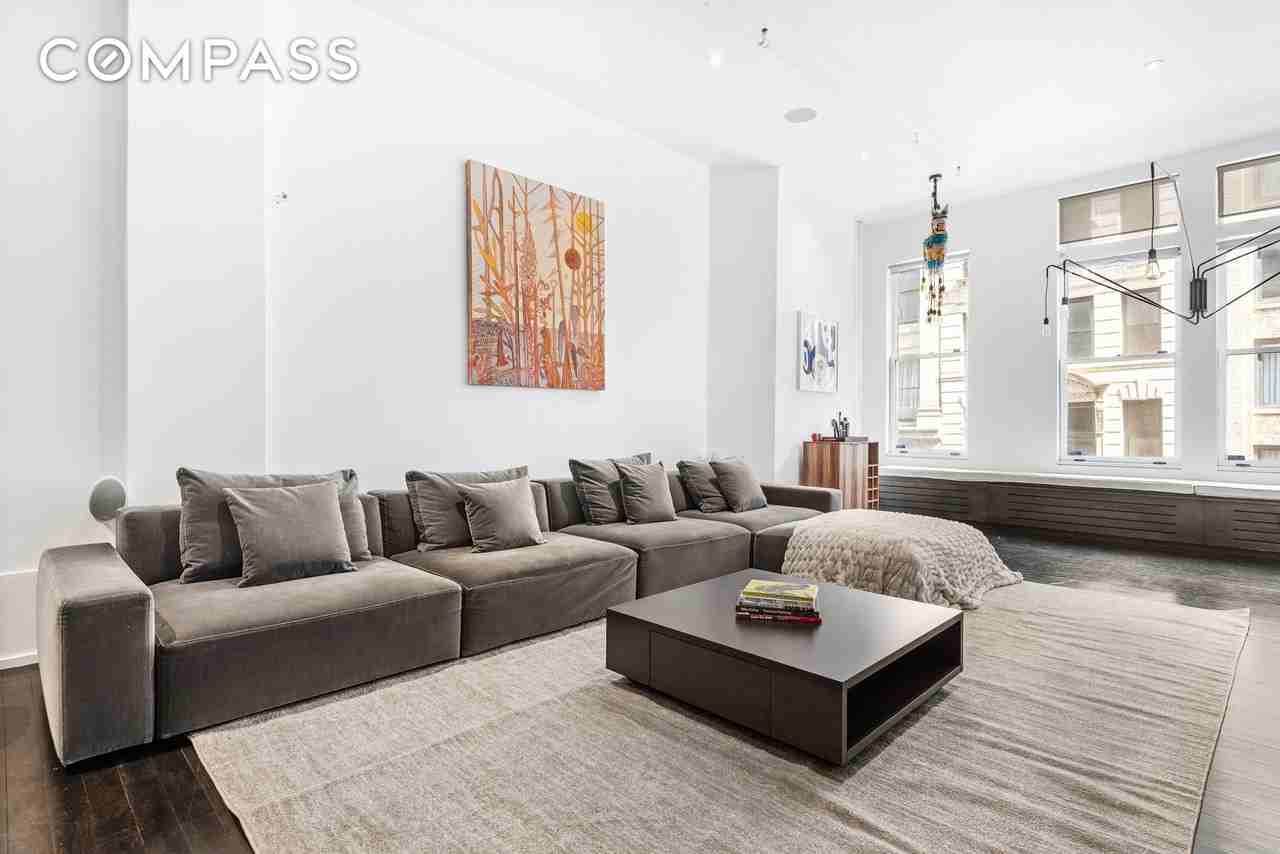 20 E 17th St #3 - Photo 4 of 24